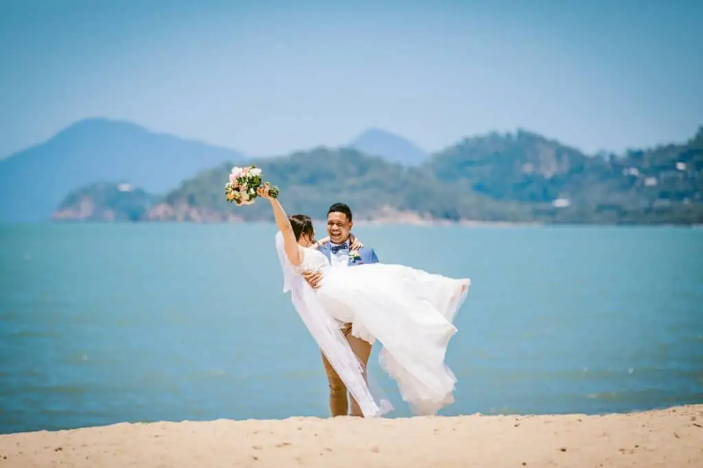 South-Pacific-Bridal-ideal-bride-wedding-directory